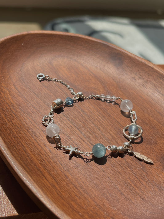 【ANCHI 岸栖手作】飞鸟的羽毛 A Feather Named Freedom(手链款)