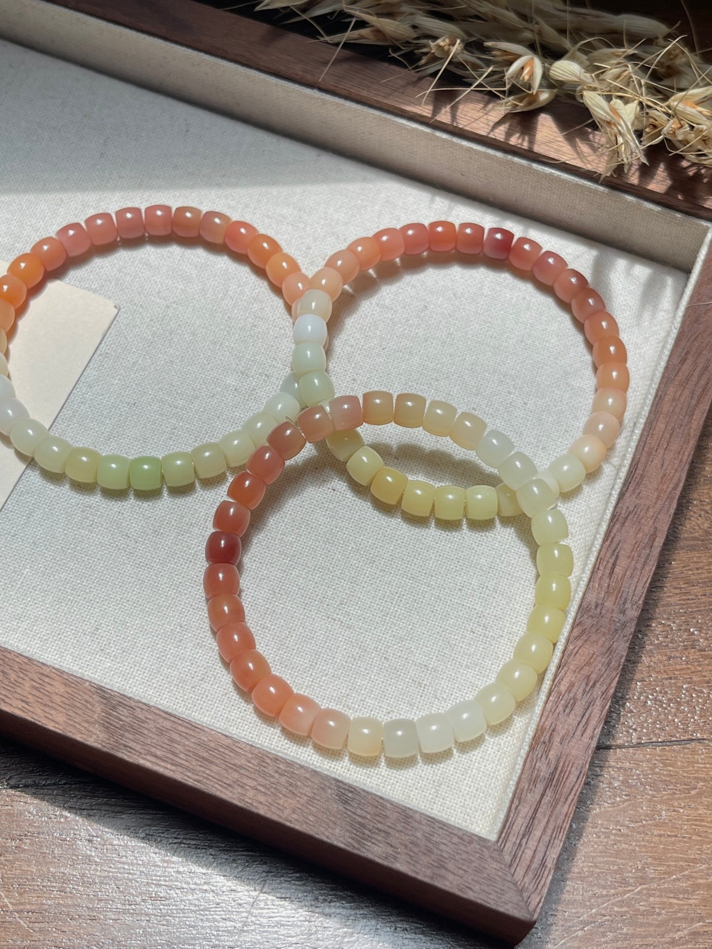 渐变缅粉玉 Burmese Gradient Pink Jade