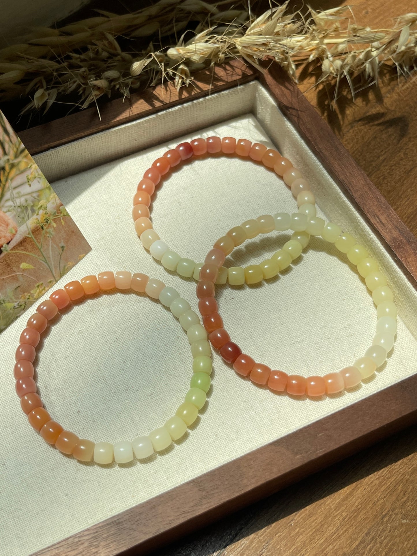 渐变缅粉玉 Burmese Gradient Pink Jade