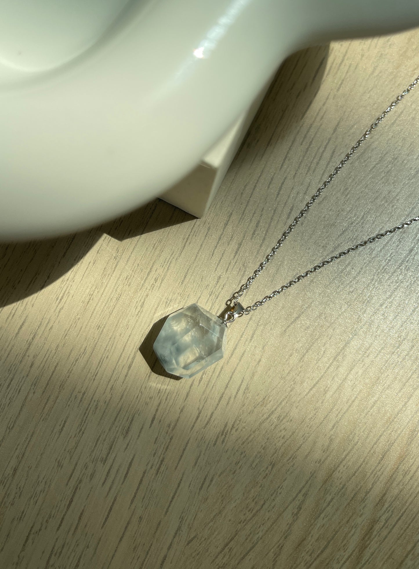 蓝兔毛吊坠 Blue Rabbit Hair Rutilated Quartz Pendant