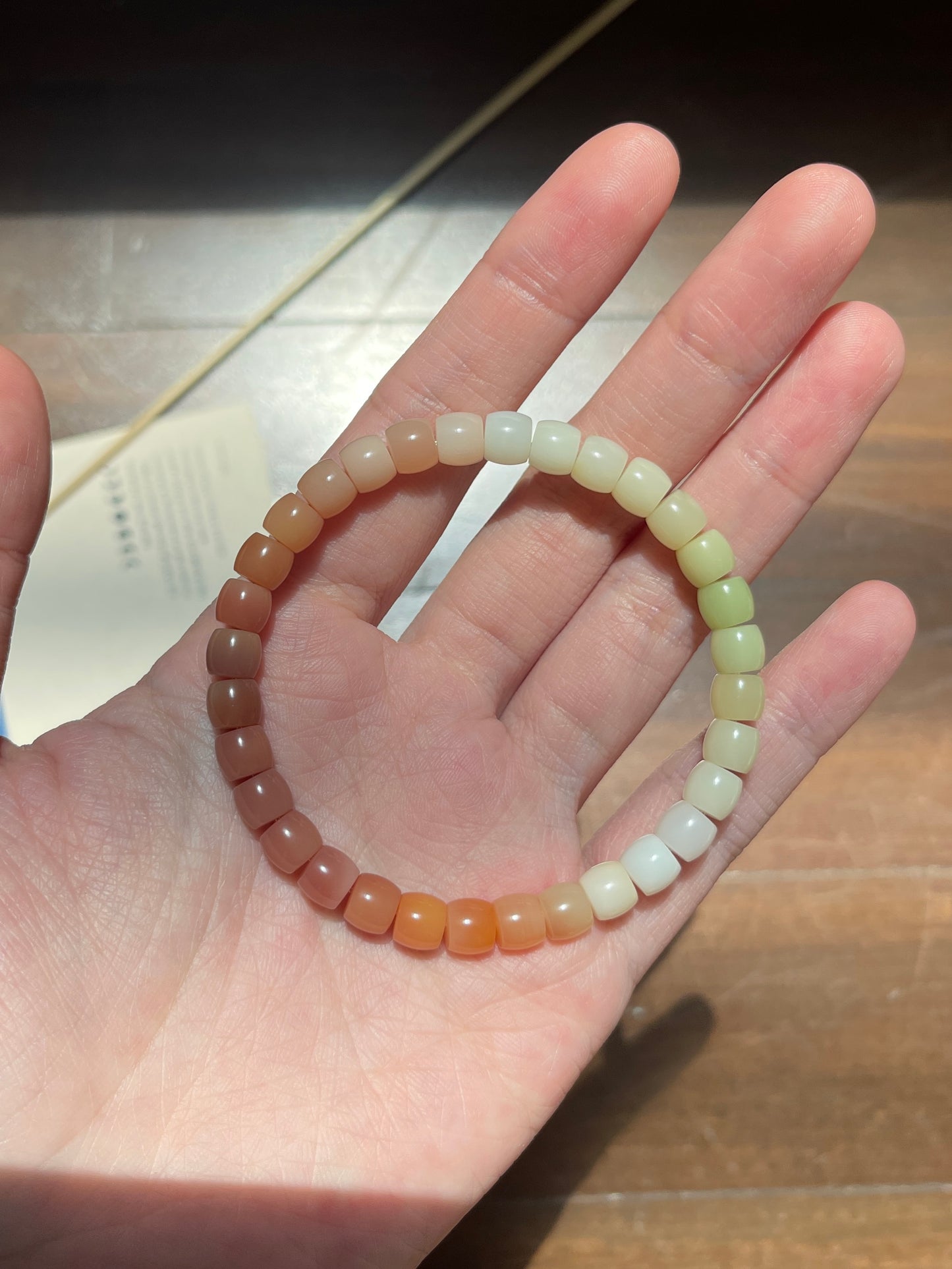 渐变缅粉玉 Burmese Gradient Pink Jade