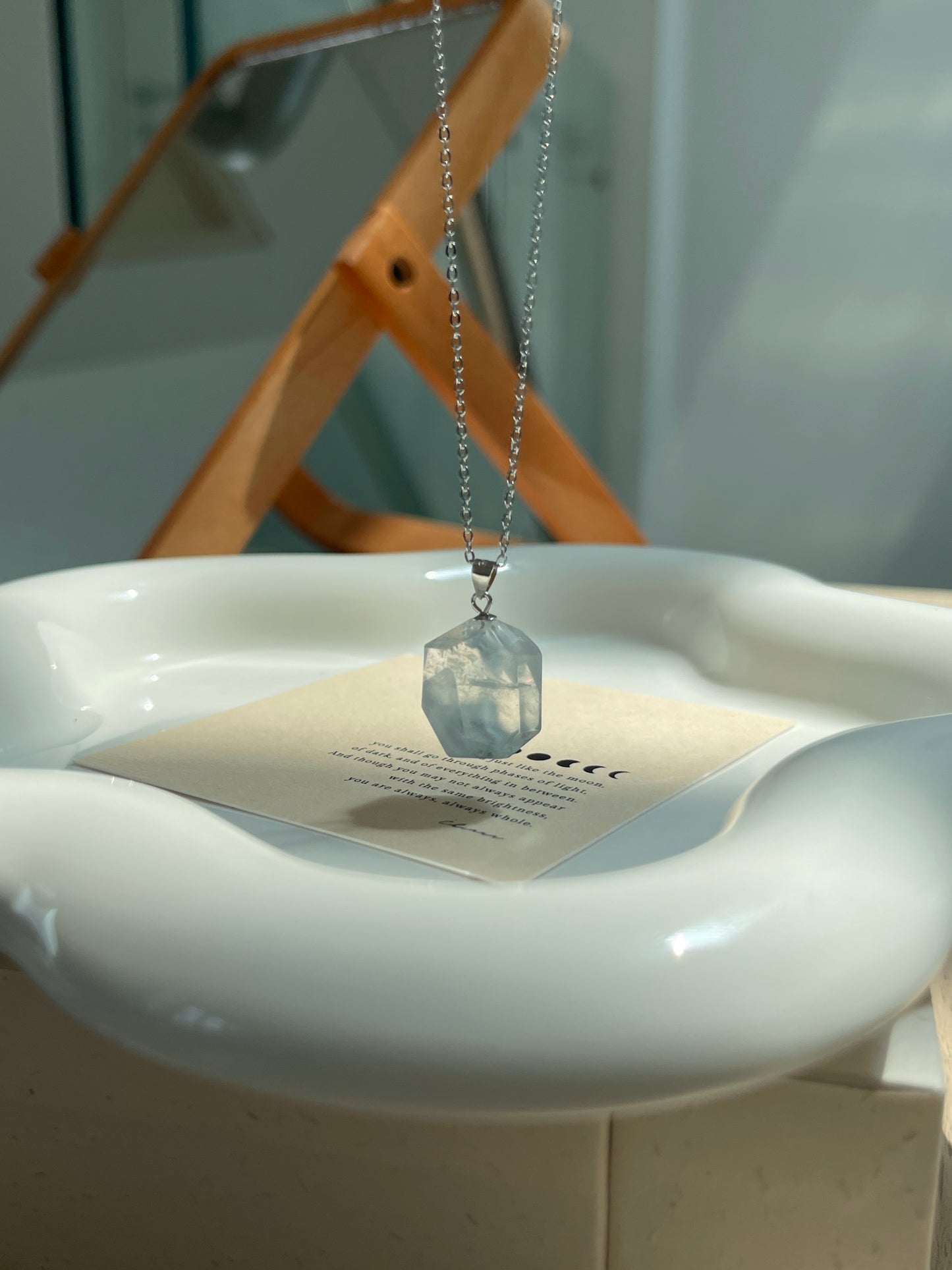 蓝兔毛吊坠 Blue Rabbit Hair Rutilated Quartz Pendant