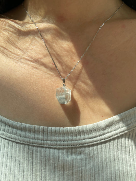 蓝兔毛吊坠 Blue Rabbit Hair Rutilated Quartz Pendant