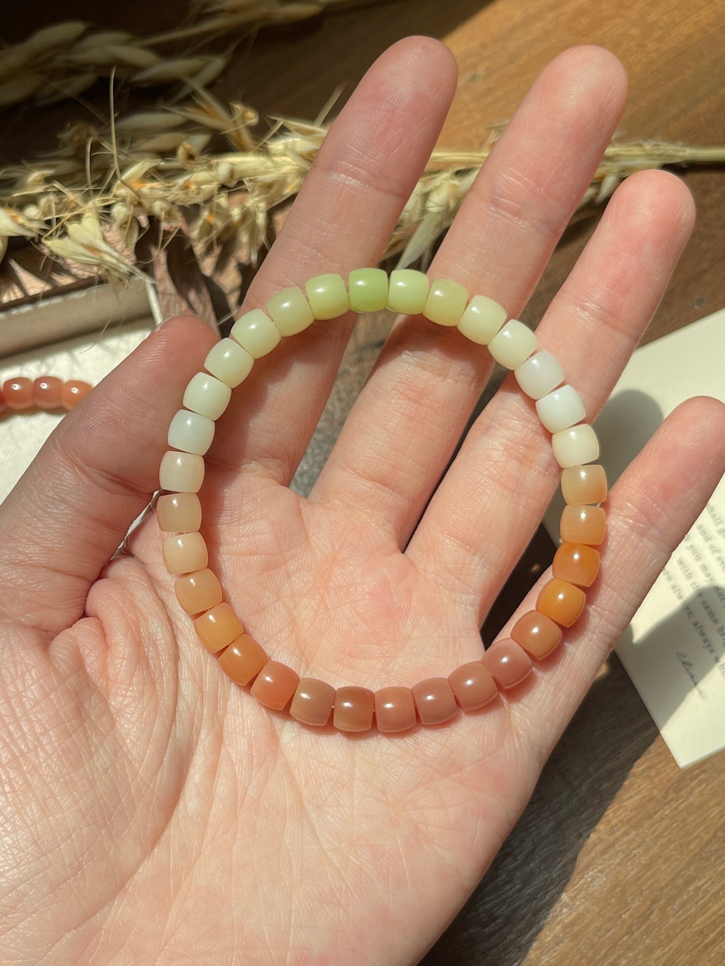 渐变缅粉玉 Burmese Gradient Pink Jade