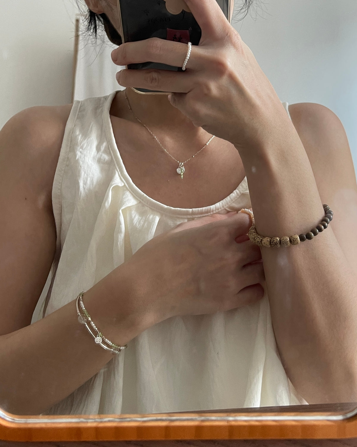 一生“苹”安（简约项链） A Lifetime Of Peace (Necklace)