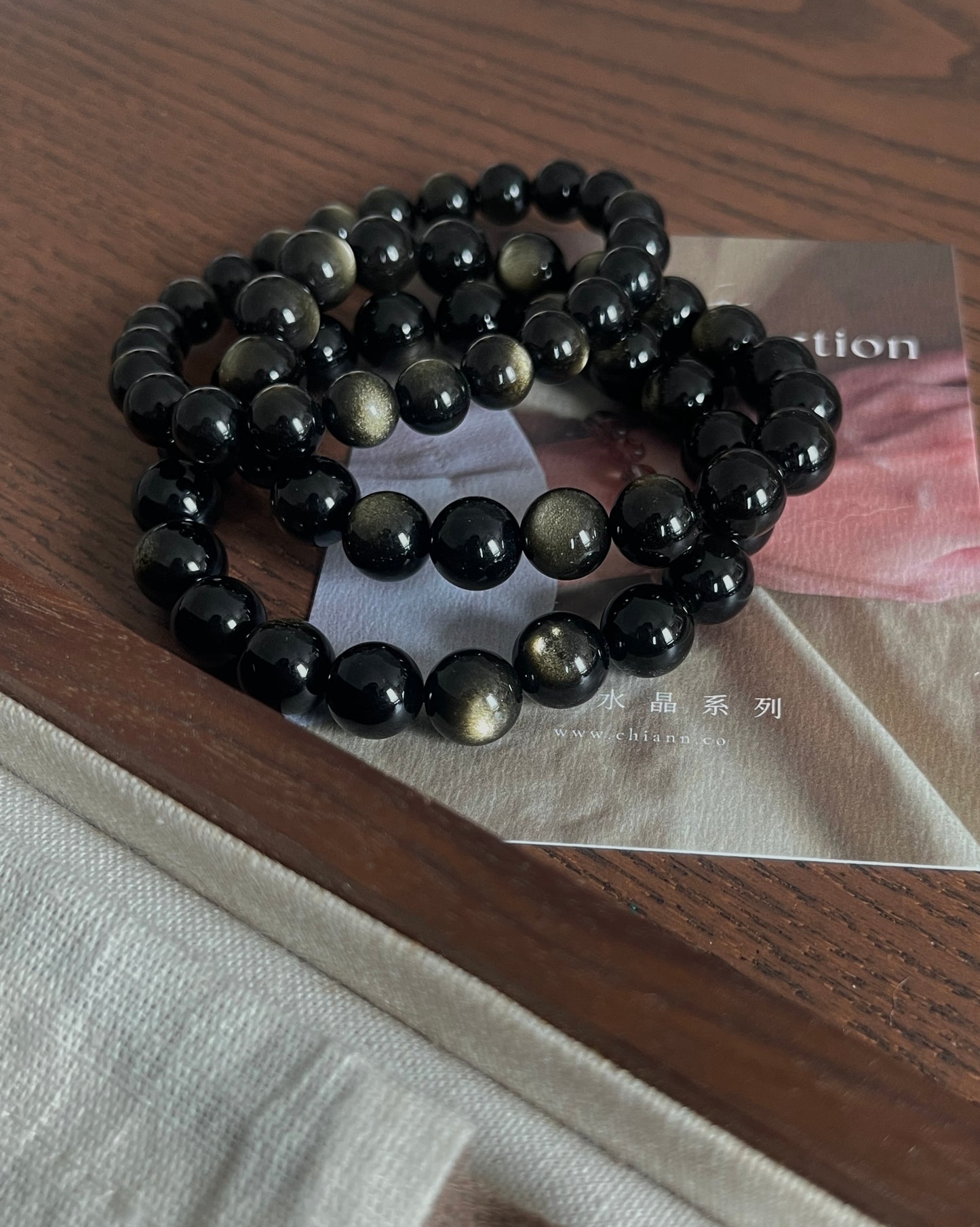 金曜石  Gold Obsidian