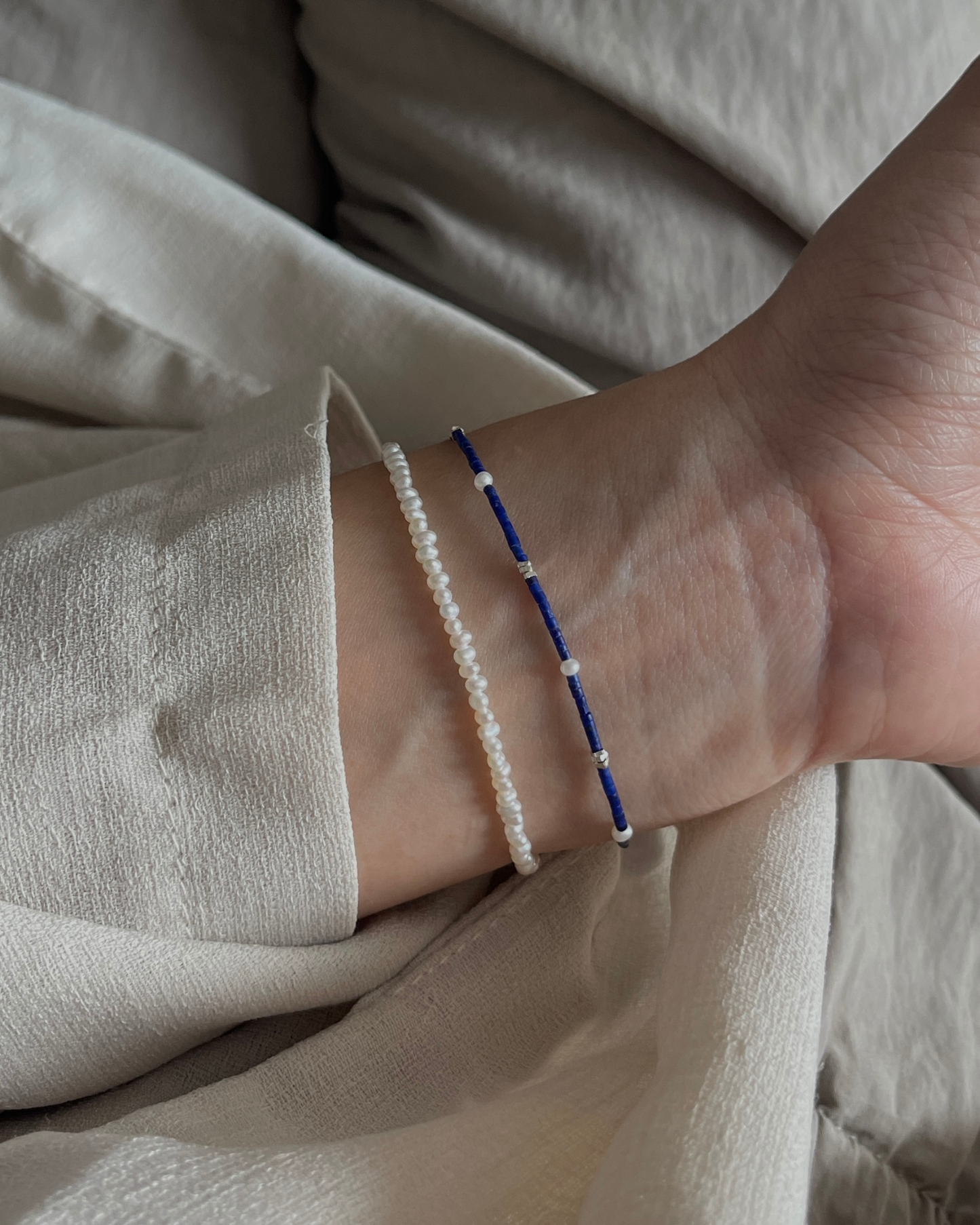 Anchi - 【夜蓝碎光】【海盐珍珠】极细青金石手链 Lapis Bracelet