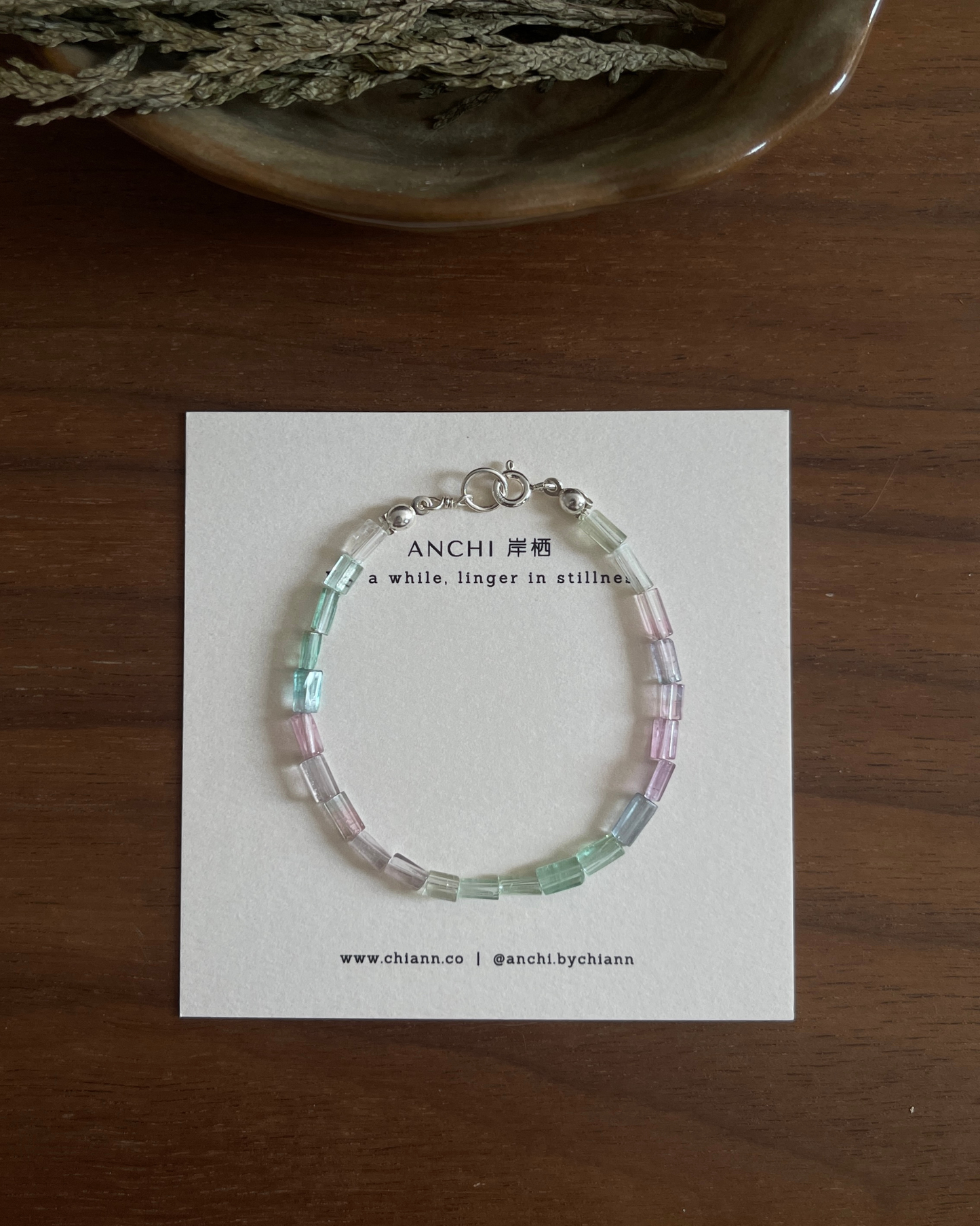 Anchi - 彩色岛 Isle Of Colour