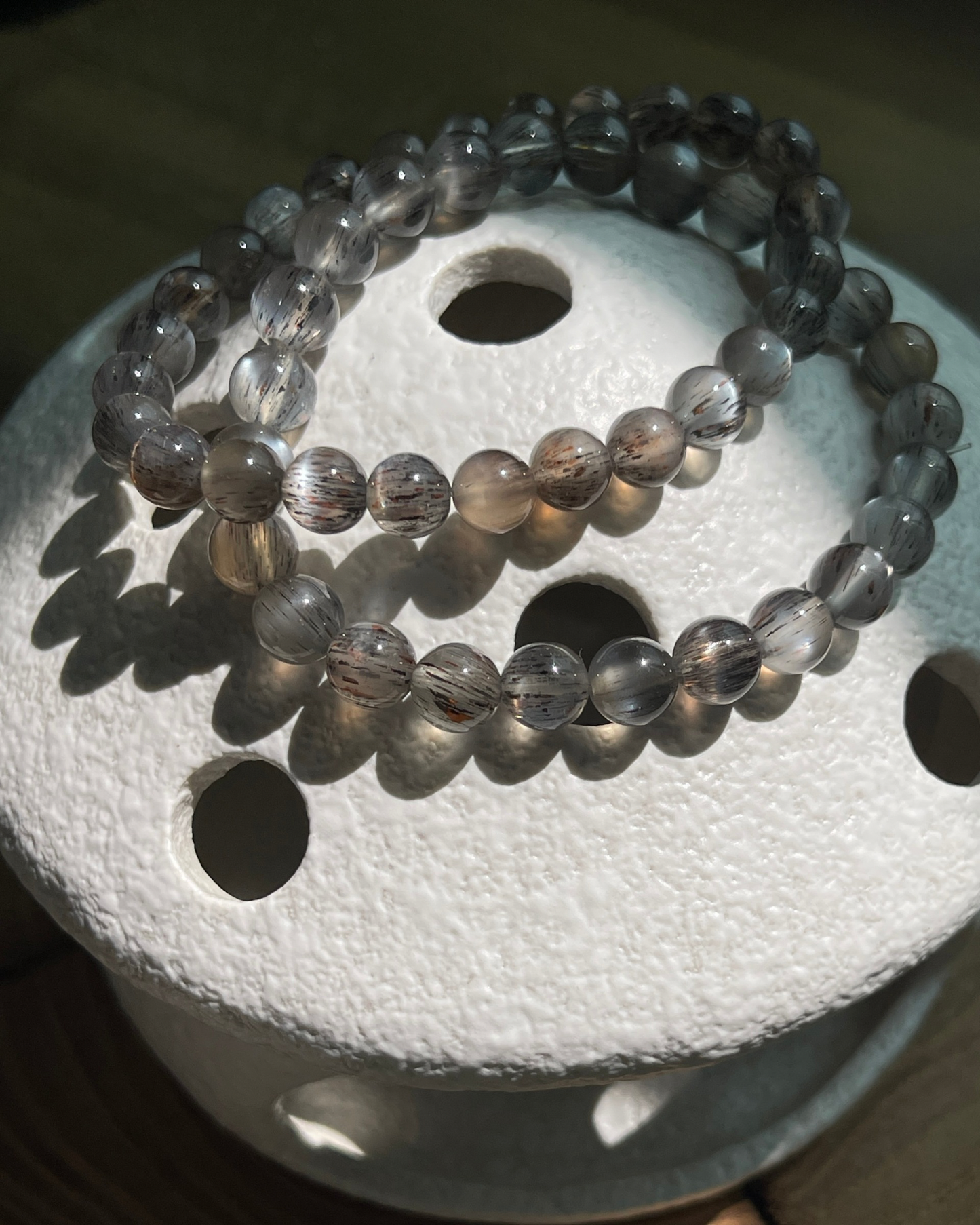 黑金骨干石 Black Gold Sunstone