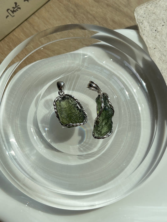 捷克陨石吊坠 Moldavite Pendant