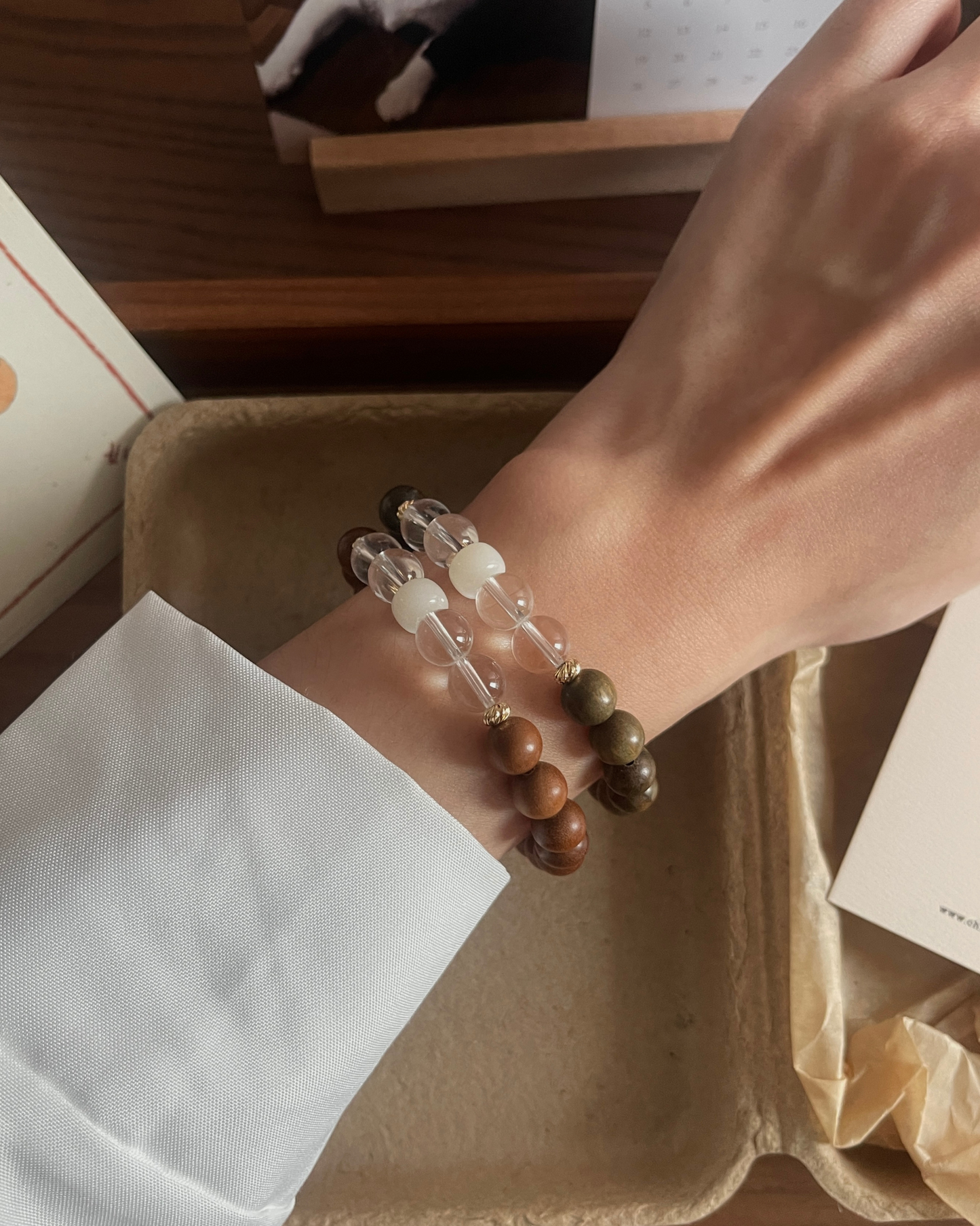 Anchi - 白羽间奏 Interlude Of White Feathers