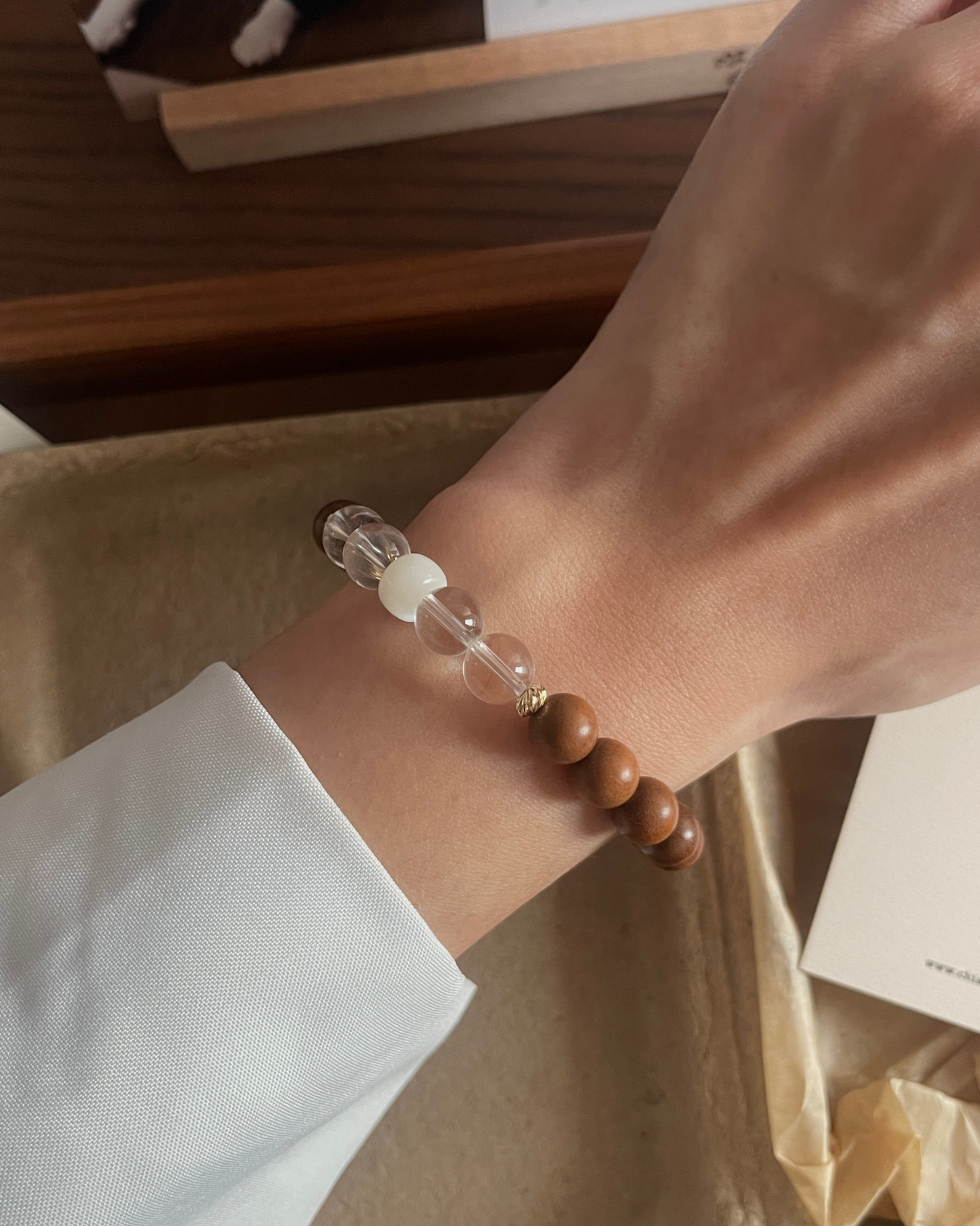 Anchi - 白羽间奏 Interlude Of White Feathers