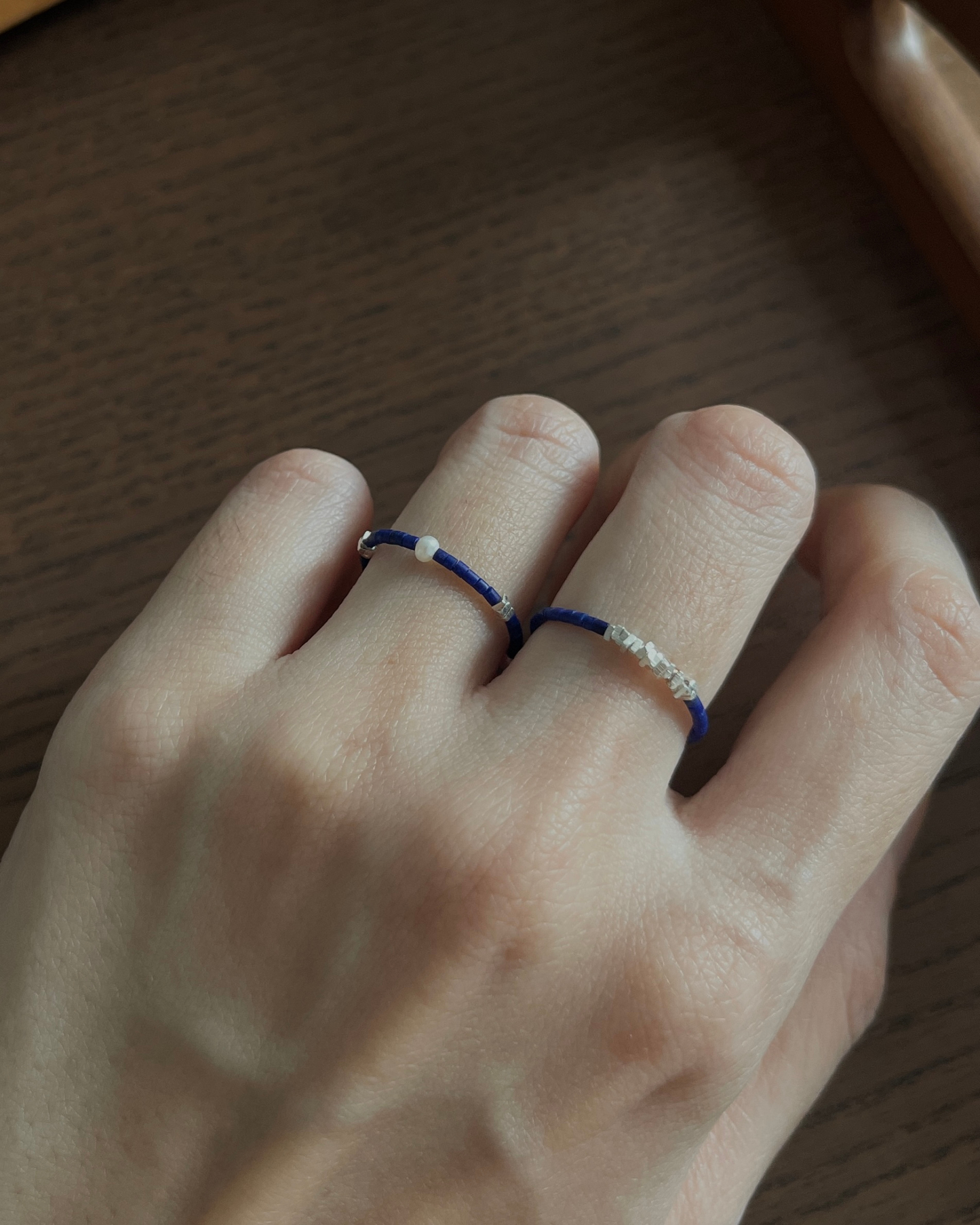 Anchi - 【夜蓝碎光】【海盐珍珠】极细青金石戒指 Lapis Ring