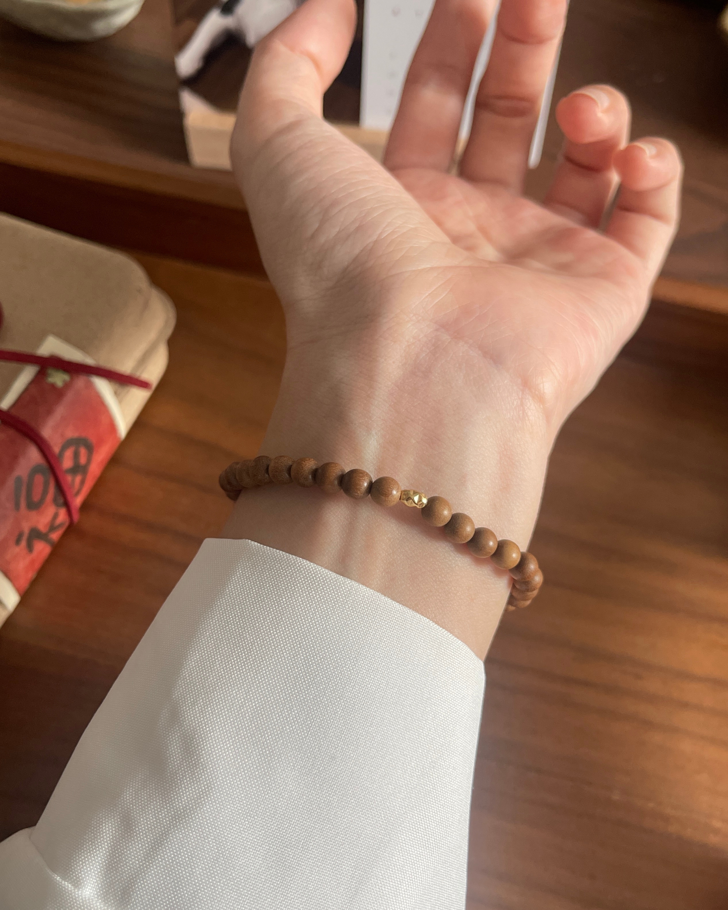 Anchi - 迎光 Facing The Light