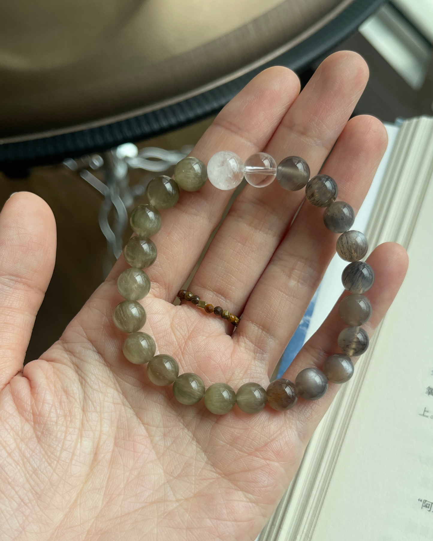 ANCHI - 光的种子 Root Of Light