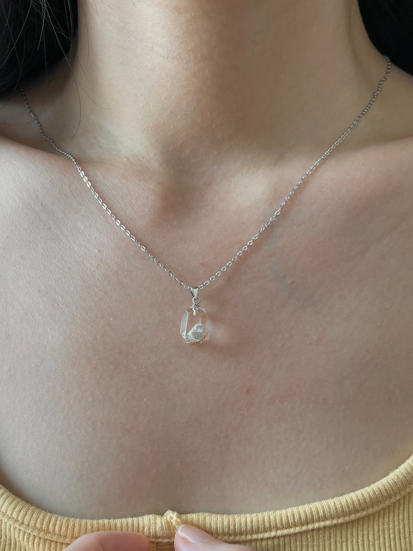 彩幽灵吊坠（迷你） Multi Colour Phantom Quartz Pendant