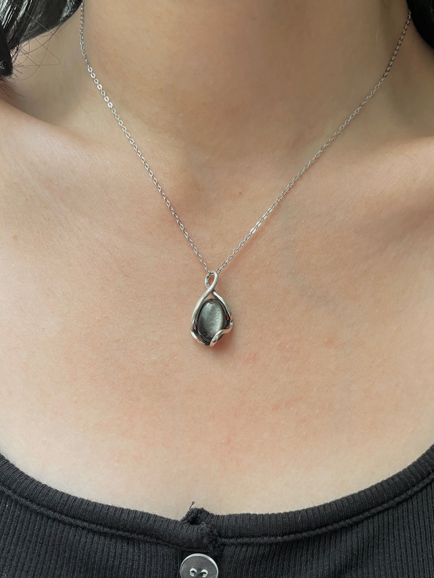 银曜石包边吊坠 Silver Obsidian Pendant