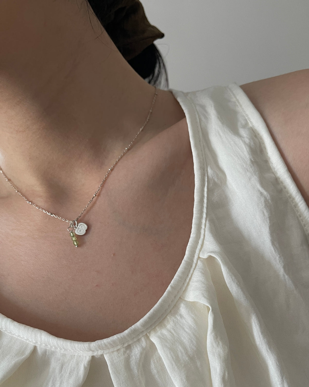 一生“苹”安（简约项链） A Lifetime Of Peace (Necklace)